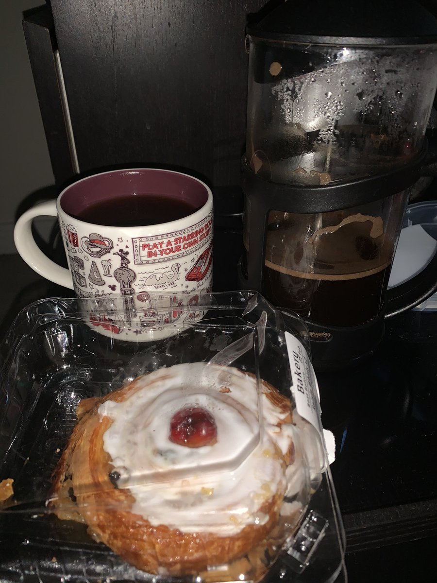wardiesworld1's tweet image. Donna is on fire this morning. Not only has she done the food shop (while I was still asleep) but she has brought me a cafetière full of @JoffreysCoffee and a Belgian bun for breakfast in bed. #thisgirlisonfire