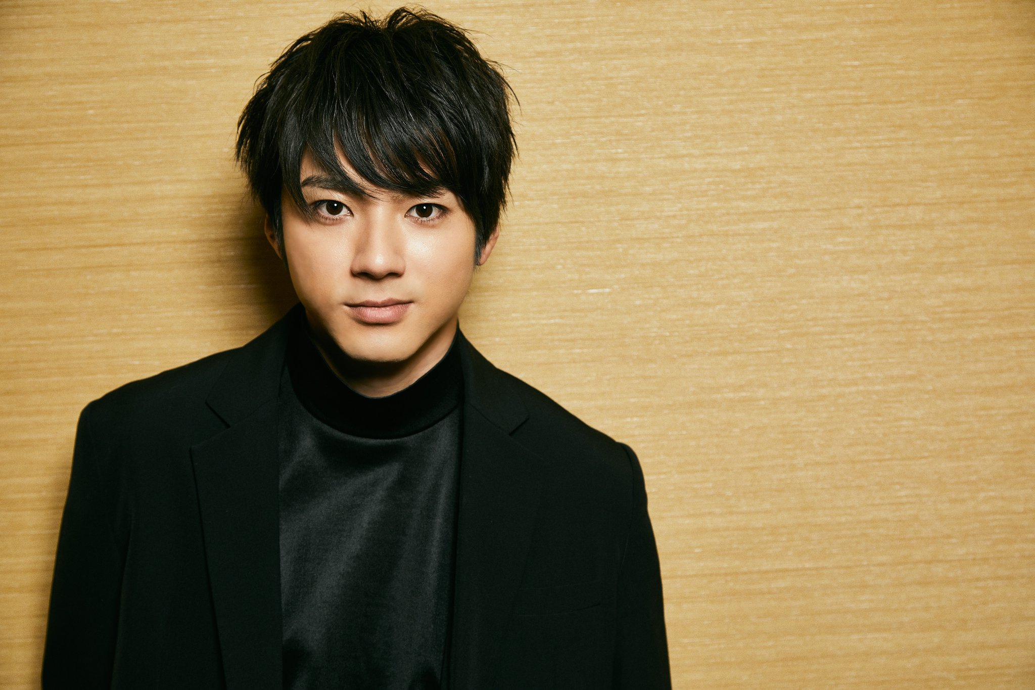 EPrfhMmVAAA5BLp - ゴーカイブルーがトレンド入り！あさイチに出演しゴーカイジャー語る！