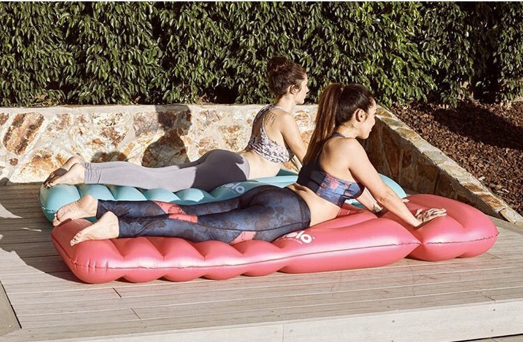 hololilo's tweet photo. #pregnancyyoga can be so beneficial to mind and body in the preparation for birth. The #hololilo can help with the soft stretching of the back and shoulders and allow total relaxation at the end of class #namaste #pregnancyyoga #maternity #cobra #NotMyBrexit https://t.co/jvgLbA331x
