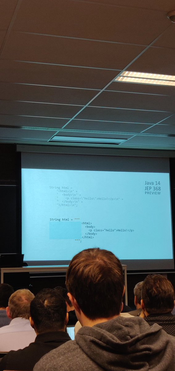 buimichael92's tweet photo. "State of OpenJDK" by Mark Reinhold at #FOSDEM2020 #redpilllinpro https://t.co/CR1U6BXjJp