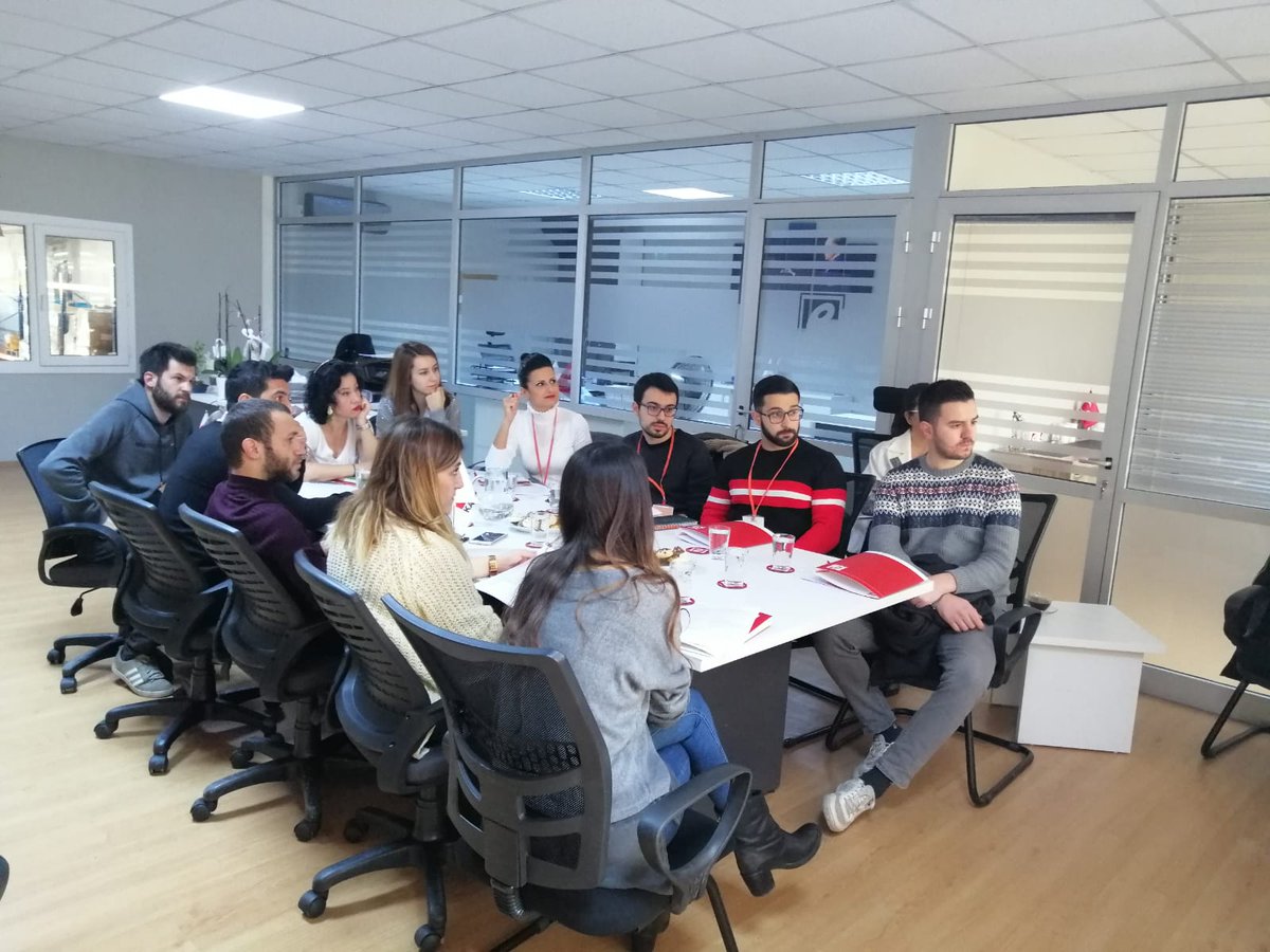 Danışmanlık hizmeti sunduğumuz E Kargo şirketi çalışanlarına yönelik Yazılı İletişim ve Raporlama Teknikleri Eğitimi gerçekleştirilmektedir.
#yazılıiletişim #kurumsaliletişim #kurumiçiiletişim #raporlama #kurumdışıiletişim #TürevDanışmanlık #TürevYönetimDanışmanlığı