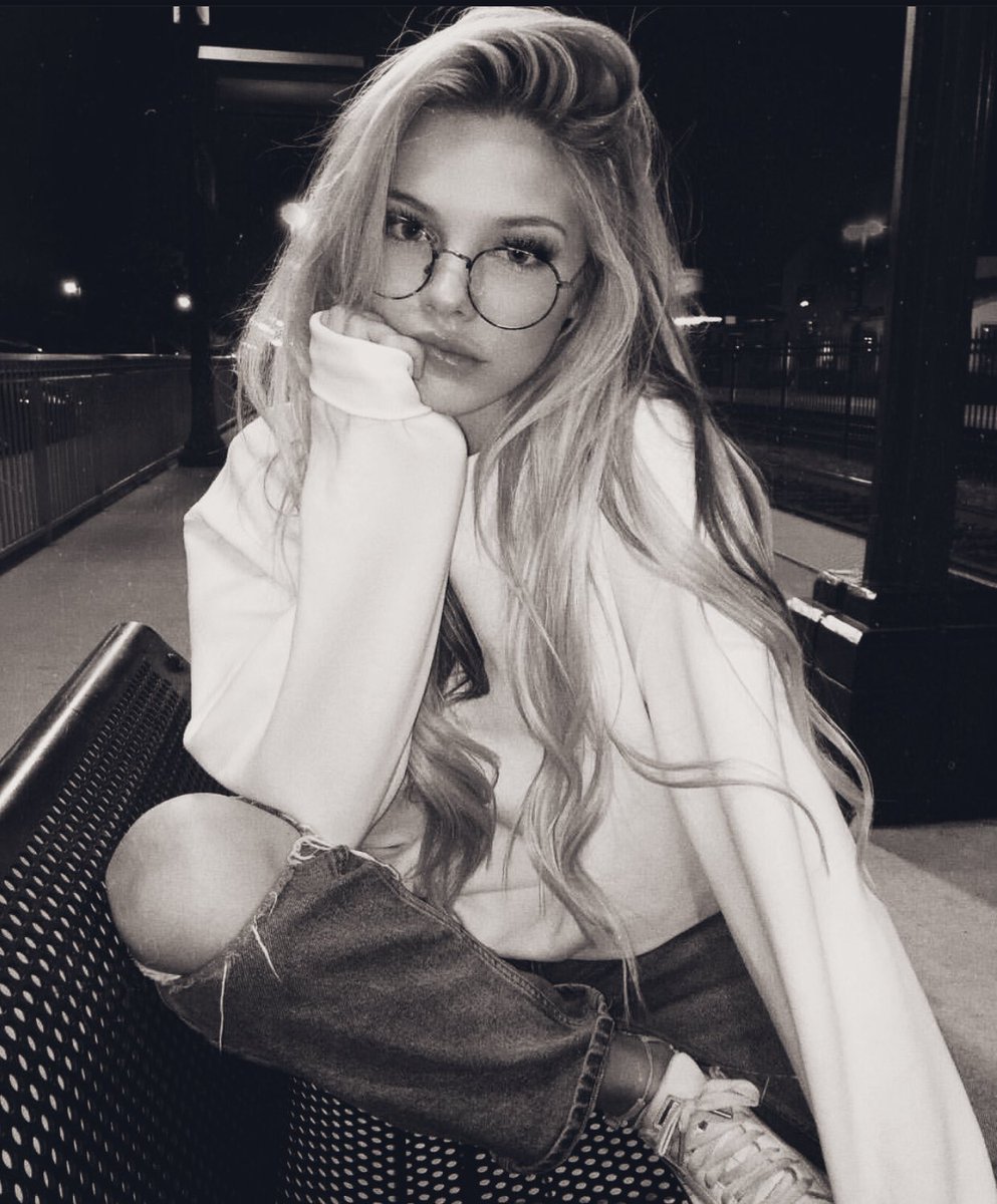 「 — ɪ ᴘʀᴏᴍɪsᴇᴅ ᴍʏsᴇʟғ ɪ ᴡᴏᴜʟᴅɴᴛ ʟᴇᴛ ʏᴏᴜ ᴄᴏᴍᴘʟᴇᴛᴇ ᴍᴇ . . — 」

↳ᴛᴇᴇɴ¡ ʜᴀʀʟᴇʏ ǫᴜɪɴɴ
 ↳sʜɪᴘs ᴡ/ ᴄʜᴇᴍ {ᴊᴏᴋᴇʀ}
  ↳ʟɪᴛ. &amp; ᴅᴇs. 
   ↳ʀᴛ