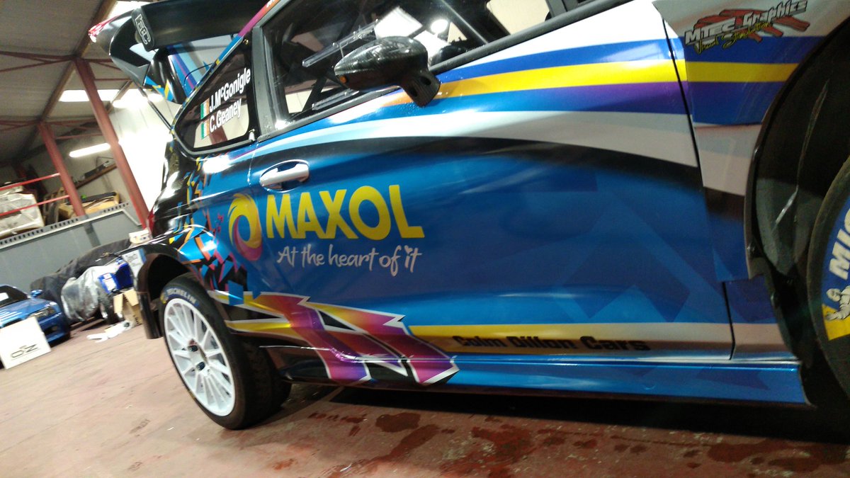 barneymitch's tweet photo. Right that's Galway 2020 ticked! Rugby time. #mtecgraphics @Metamarkuk https://t.co/Hj0JaZZulE