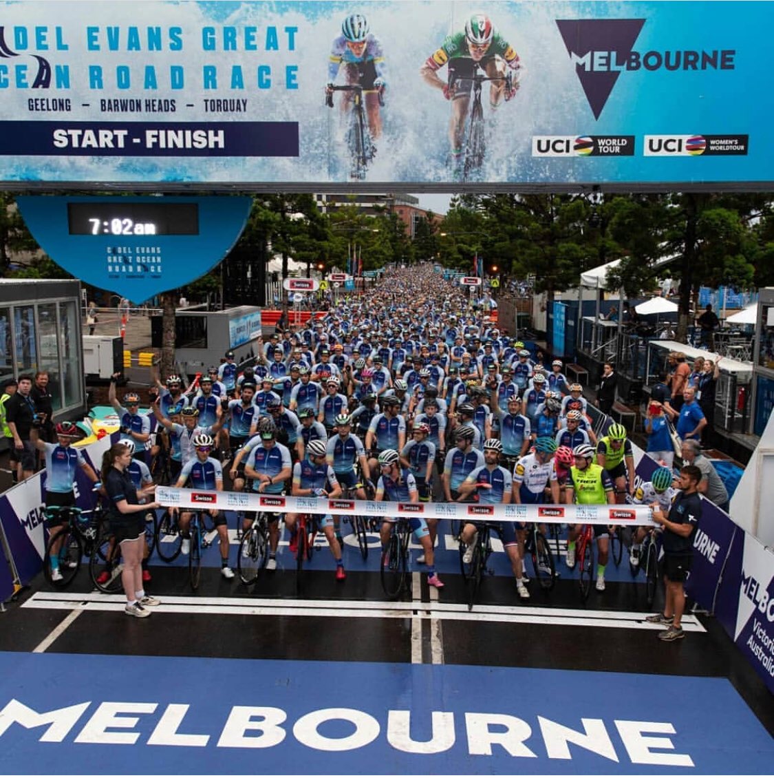 RochelleGilmore's tweet image. Just RETWEET for a chance to WIN this awesome @SANTINI_SMS Kit! What a buzz trying to hold the wheel of @CadelOfficial at today’s @CadelRoadRace People’s Ride! 65km in 1hr39min! Join us next year! cadelevansgreatoceanroadrace.com.au/peoples-ride/o…