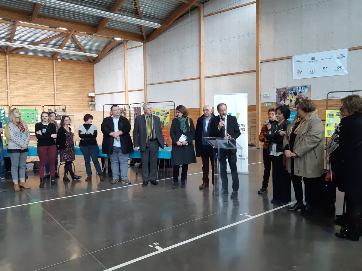 RLV_agglo's tweet photo. Matinée Petite Enfance à Riom ce matin qui ouvre la Semaine de la Petite Enfance organisée par @RLV_agglo jusqu'au 8/02. L'occasion de rencontrer les professionnels et découvrir les structures d 'accueil des tout-petits et les activités pour eux. #petiteenfance #modedegardeenfant https://t.co/A025Ntdbea