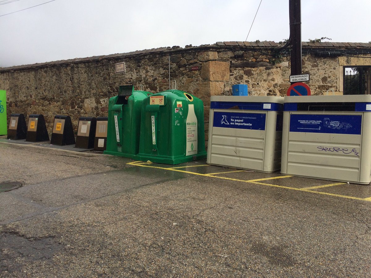 <a href="/eRecicla/">España Recicla</a> #ReciclarEsLaClave En Lozoya se recicla!