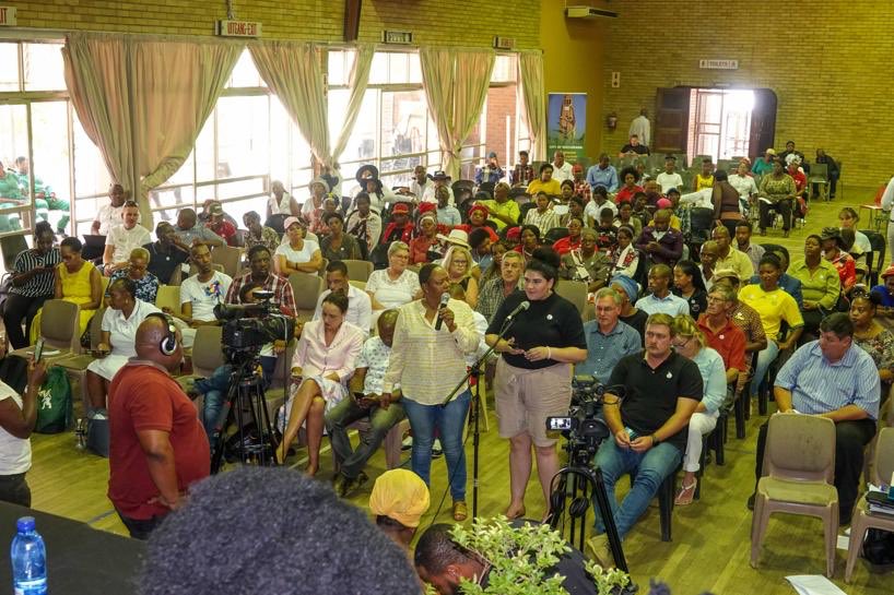 ParliamentofRSA's tweet photo. Klerksdorp residents sharing their views on #NHI with the Portfolio Committee #NHIPublichearings #HaveYourSay #LawMakingProcess #PeoplesParliament https://t.co/3HAEWVg7Ht