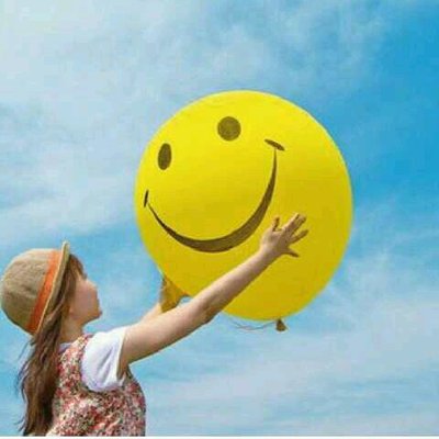 Qué es la FELICIDAD?
Podemos aprender a SER FELICES?
Cómo hacer felices a los demás?
Por qué el sonreír es bueno?
Las claves para ser + positivos

Escucha “EL SECRETO DE LA FELICIDAD”
Imperdible entrevista a mi amiga Esther!

archive.org/details/24.01.…