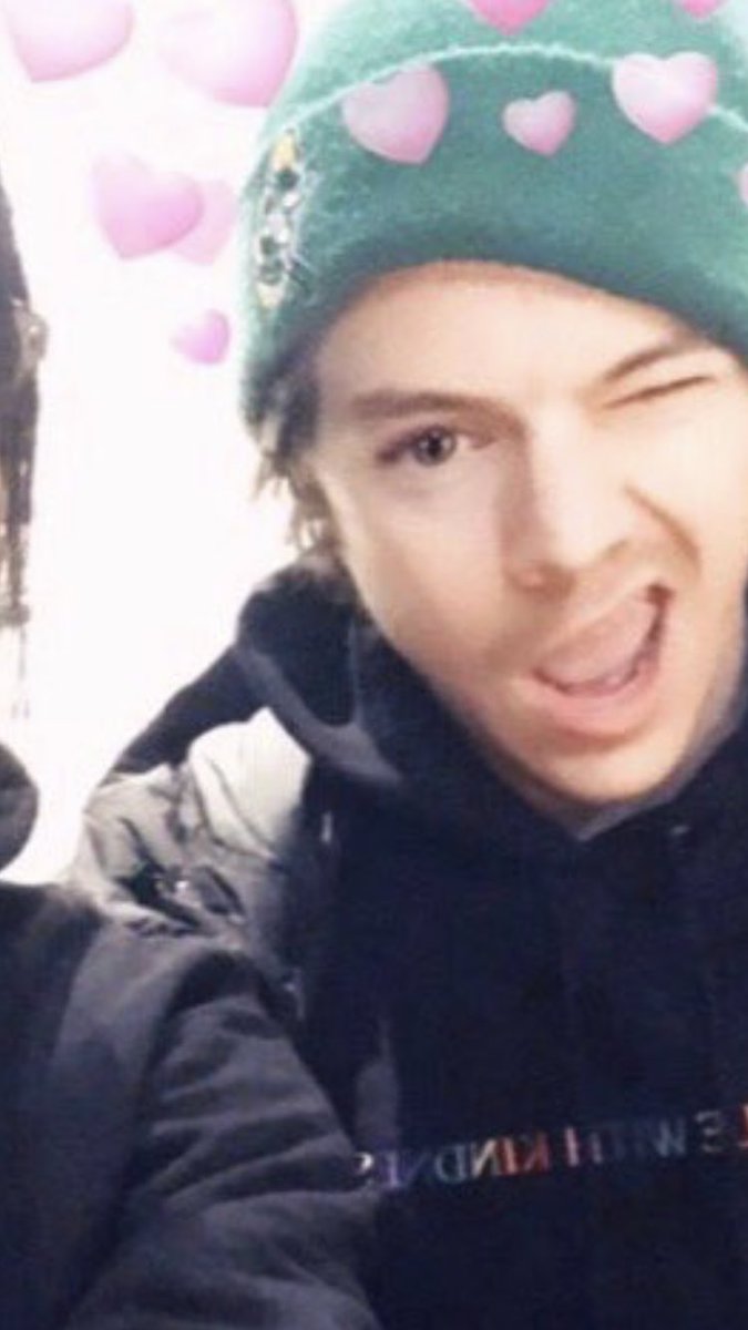 Oh my god Harry babe 🥺❤️