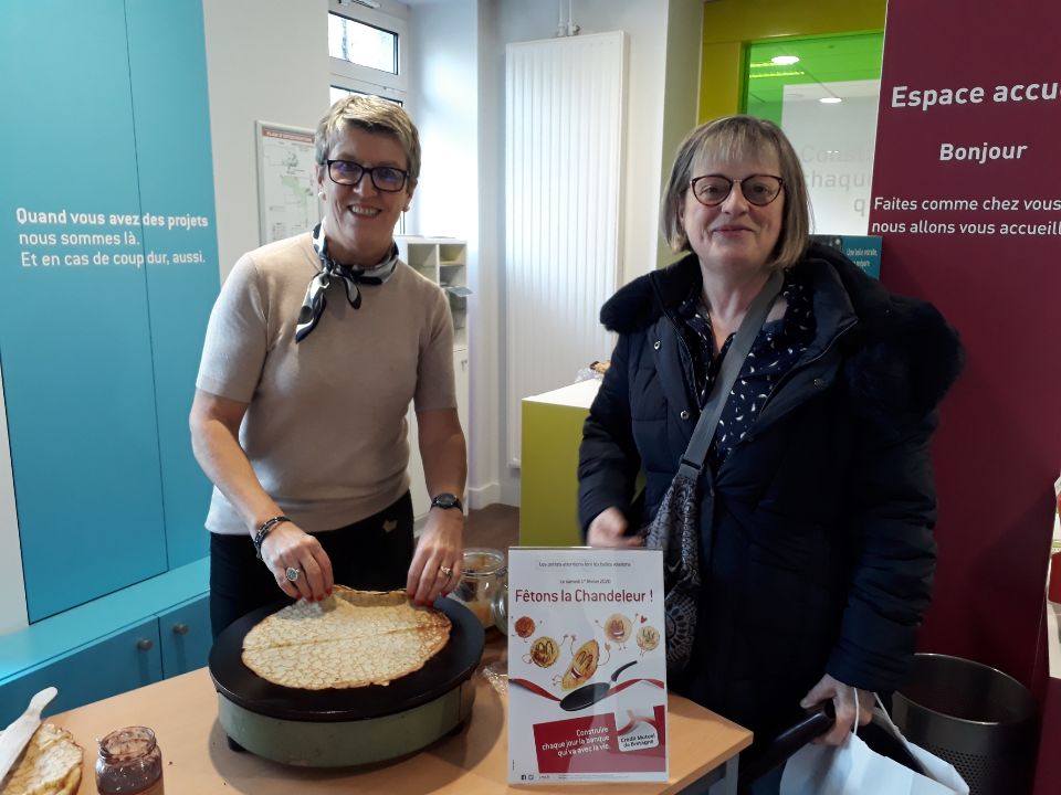 CcmQuintin's tweet photo. C'est la chandeleur au cmb de Quintin #crepes #caramelbeurresale @WeAreArkea https://t.co/j6C85suYK0