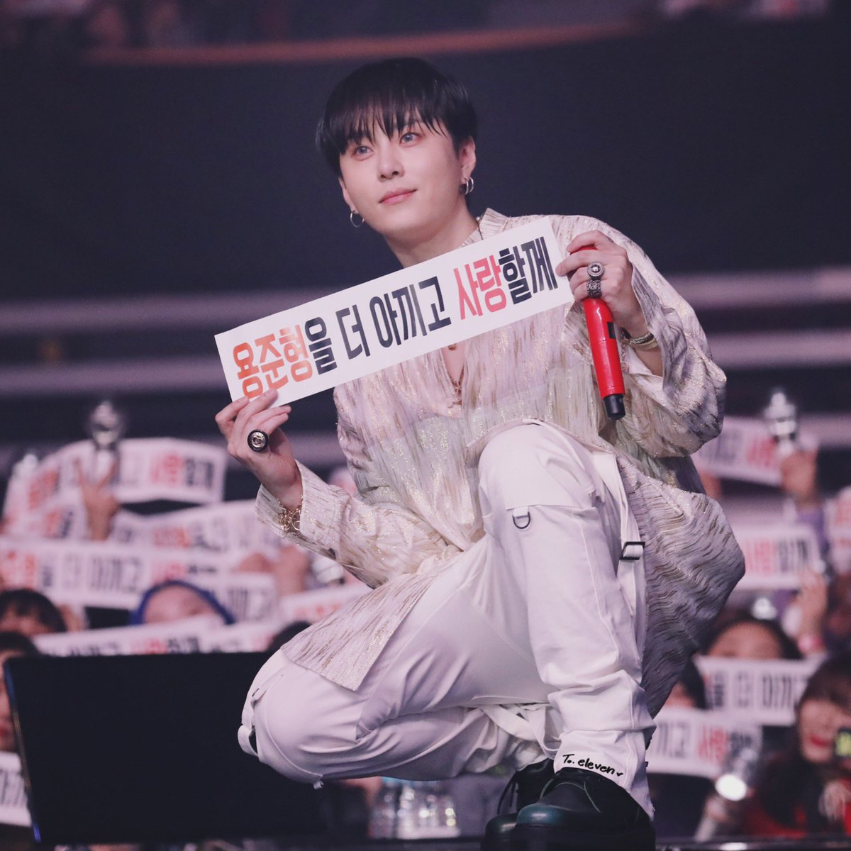Backto1219's tweet photo. 190201-02 GOODBYE 20's #용준형
여전히
https://t.co/cuTMb6pd7Y
https://t.co/Ebre7tPVfL
https://t.co/3T1R7szUyD
https://t.co/fxZbB1H5x6 https://t.co/3VQWnIsPg0