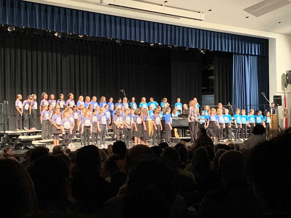 MrsOTeachMusic's tweet photo. So proud of one of our Mustang Singers for being part of the Inaugural Elementary Honors Choir last night! @HCPS_Music @SeffnerElem https://t.co/7wKN9yhO3q