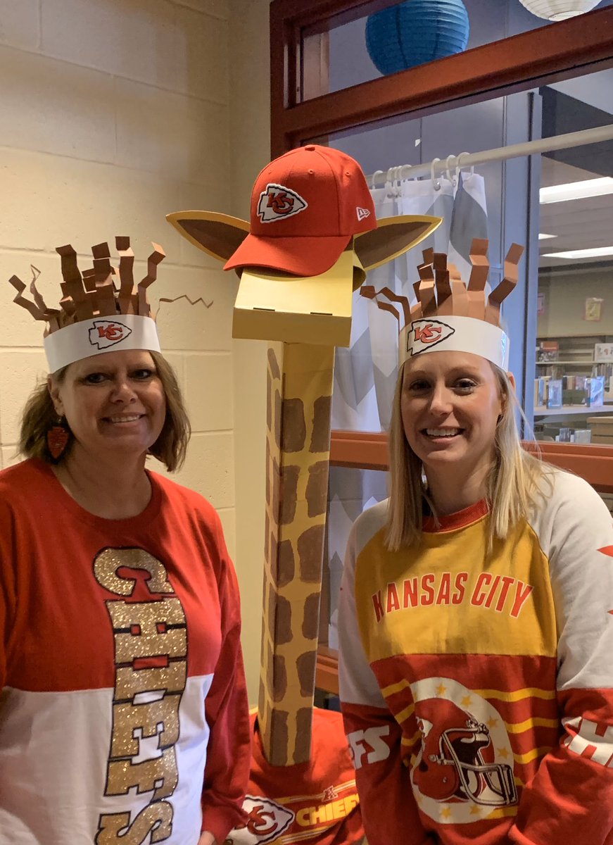 SVE_Library's tweet image. SVE LMC and Bookly are SUPER BOWL ready! #jagsquad #svpower #RedFriday