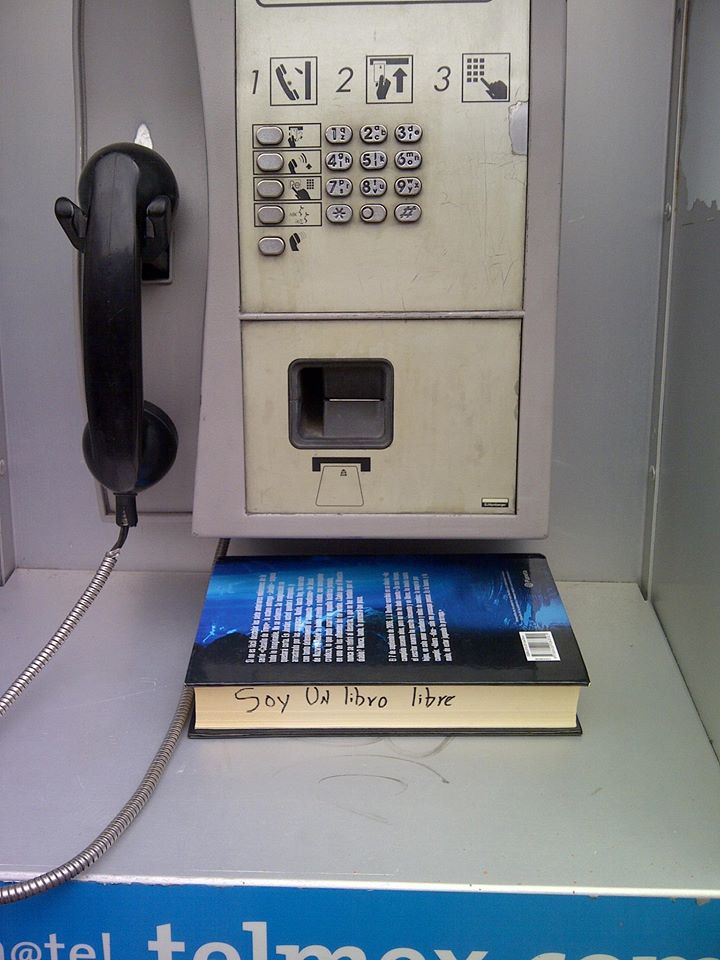 edularity's tweet image. Gracias Leo.

Hace 13 años comenzamos a &quot;abandonar&quot; libros, no solo en bancas, sino en casetas telefónicas, restaurantes, bardas. 
Hemos liberado libros de todo tipo: desde el Quijote hasta novela erótica.
Toda una experiencia. #LibroLibre

@perezata @fryditajmayto @StradaVictor