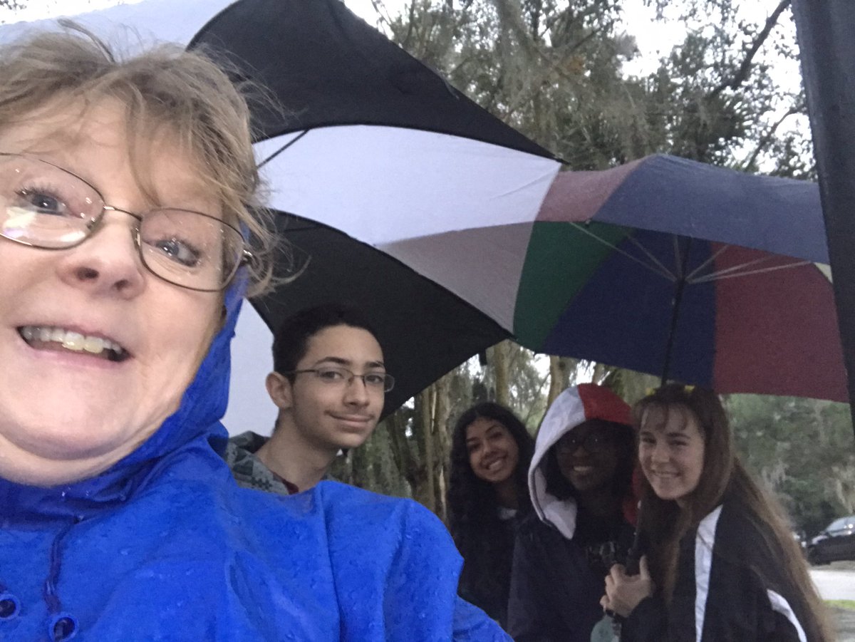 RossoClrosso's tweet photo. Interact shows up! Cheering on MeStrong! #wearedeland #InteractRocks #itswetouthere https://t.co/2Xw6GsWEHW