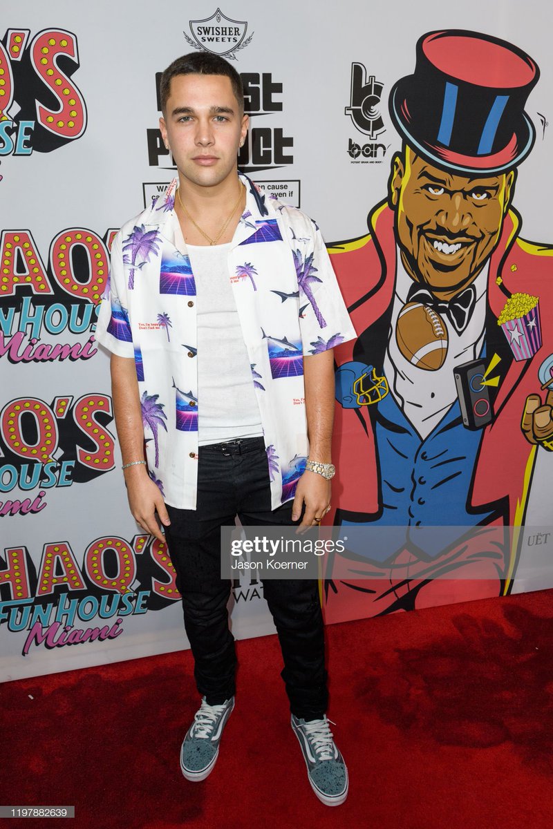 MahoneAccess's tweet photo. Austin Mahone arrives at Shaq's Fun House at Mana Wynwood Convention Center on January 31, 2020 in Miami, Florida. (Photo by Jason Koerner/Getty Images) https://t.co/t2OumpcODS