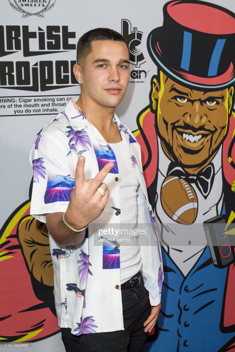 MahoneAccess's tweet photo. Austin Mahone arrives at Shaq's Fun House at Mana Wynwood Convention Center on January 31, 2020 in Miami, Florida. (Photo by Jason Koerner/Getty Images) https://t.co/t2OumpcODS
