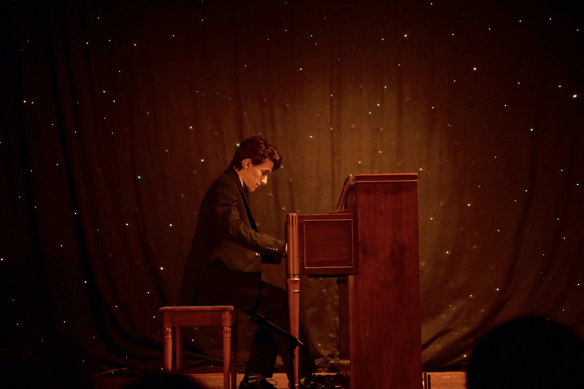 SMMHSEagles's tweet photo. Another photo from the #StringsConcert at which the incredibly talented Eli Parsley also performed a piano solo at the end. 🎹🎶 A Junior who plays Cello, Eli was the only SMHS Strings student who qualified for the All State Strings Orchestra. Way To Go, Eli! 🎻❤🦅 #SMMHSsoars https://t.co/TyswqfN5Xd