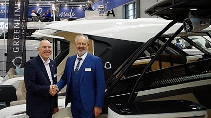 #YachtNews #Poweryacht #January2020 #Bavaria #Arcadia #Beneteau #Greenline #Gulfcraft #Heesen #MontecarloYachts #Solaris #Steeler #Sunreef #Sunseeker #Viking #Wally #Zeelander #DusseldorfBoot poweryachtblog.com/2020/01/monthl…