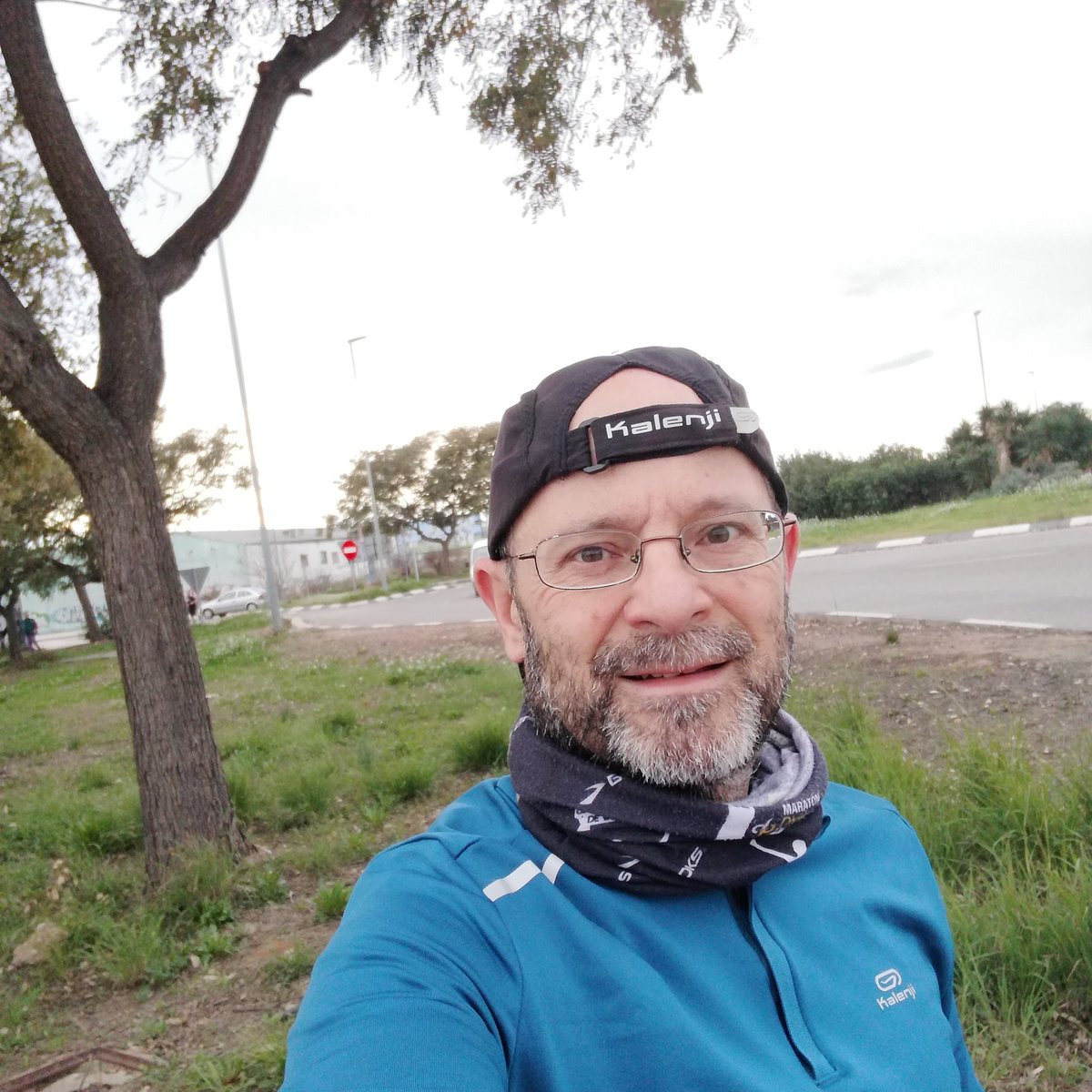 T_Puchalt's tweet photo. Activación para mañana Media Maratón Puerto de Sagunto 2020 😁😜 #NLTT #CANLTT #nosvemosenlameta #MadeToRun https://t.co/d6YVoXukFW