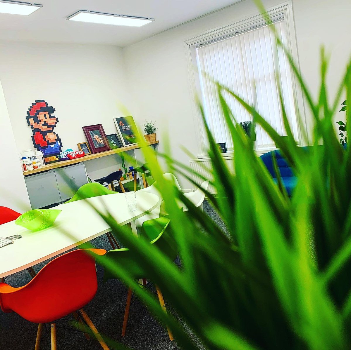 sevenseven_uk's tweet photo. Mario & Luigi have landed at @createdbysevenseven HQ this week off the back of a job for @arcains_liverpool with special thanks to @ps2_print.
#brandcreative #brandanddigital #arcainsliverpool #ourhome #createdbysevenseven @ Greater Manchester https://t.co/E9oE0jXBj9