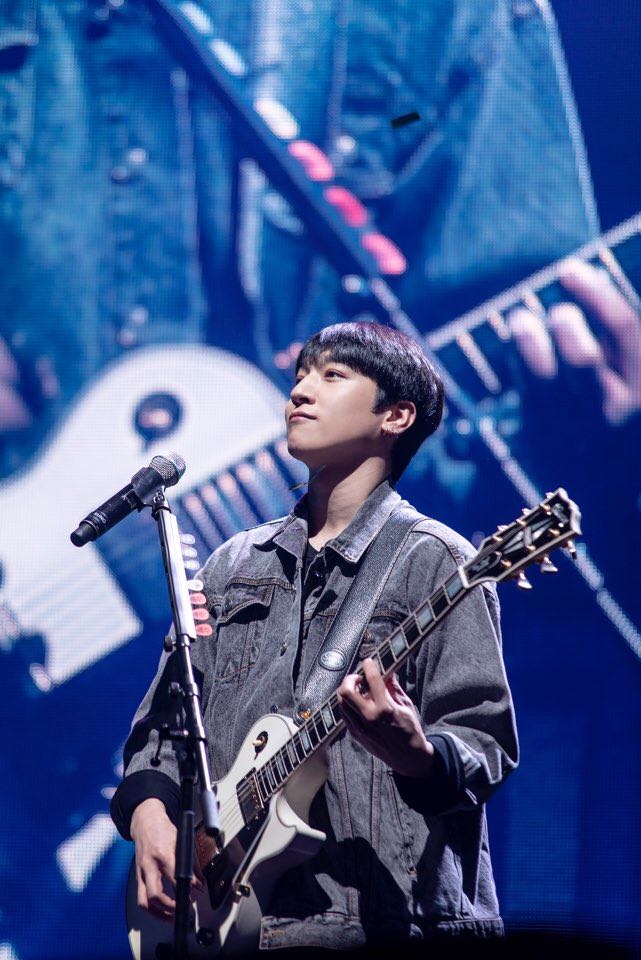 _mymusictaste's tweet photo. @day6official #DAY6 #데이식스 #DAY6inEurope #GRAVITY with #MyMusicTaste #DAY6inMadrid https://t.co/qsrnAFAqFt