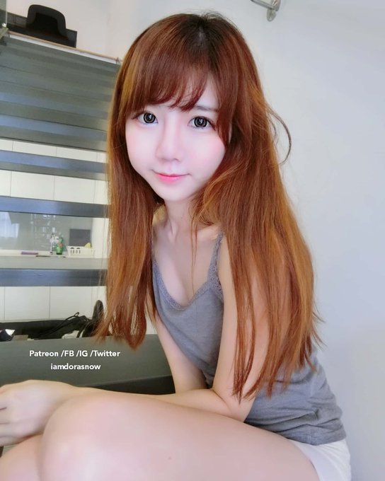 Twitterのコスプレ画像16