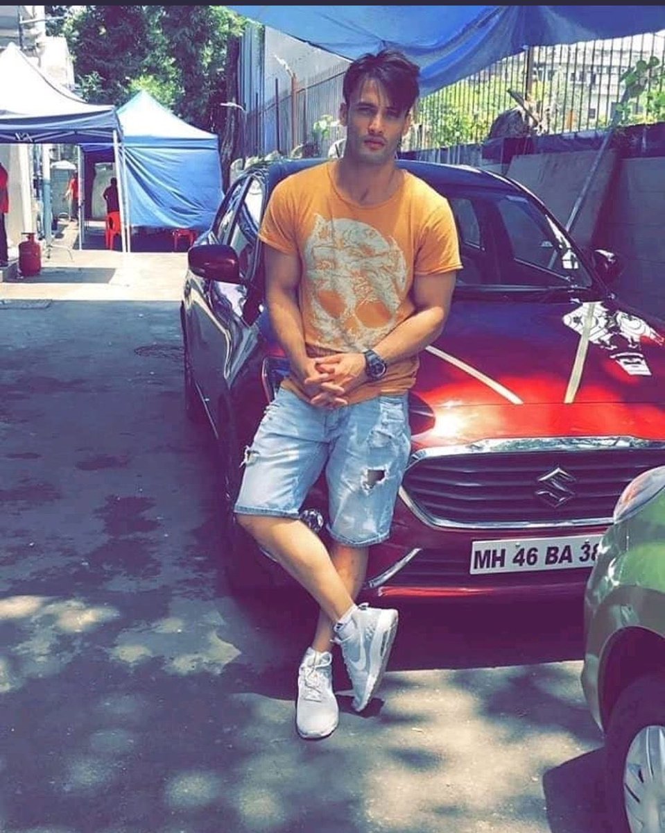 FinalCutsMovie's tweet photo. #asimHiJeetega KOI SHAQQQ?? #aslivotes #asliFans #realvotes #realFans #AsimForTheWin https://t.co/nmAQcusB6x