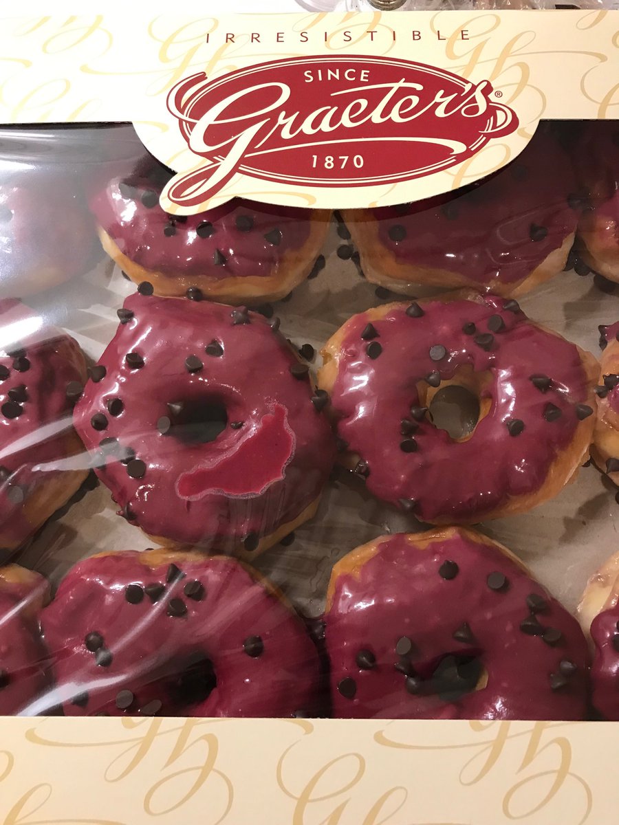 jimwahl's tweet photo. ⁦@graeters⁩ Black Raspberry Chocolate Chip donuts as a treat after finishing ⁦@greatparks⁩ Winter Hike Series - #ItsAGreatDayInCincinnati https://t.co/7OjYGCWUFa