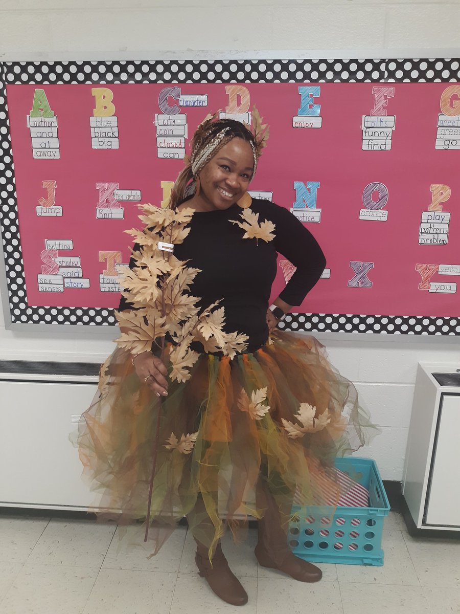 barn_anna's tweet photo. Kindergarteners wrapped up their science unit with weather projects. Our teachers joined in too!! β€ #colliercrew @ampalmer2 @CumberlandCoSch https://t.co/eRBHPaL2lr