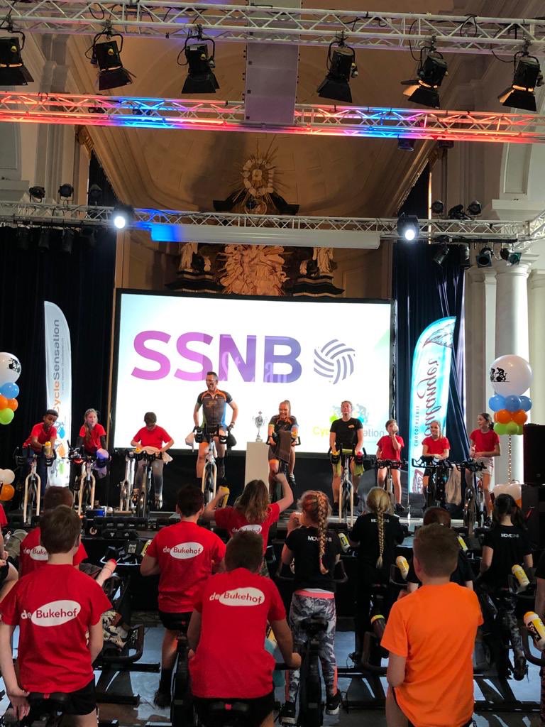 Klerk10's tweet photo. Toppers! @Cyclesensation @gem_roosendaal @rsdbeweegt @Sportservice_NB #teamroosendaal https://t.co/8i40uTBYJr