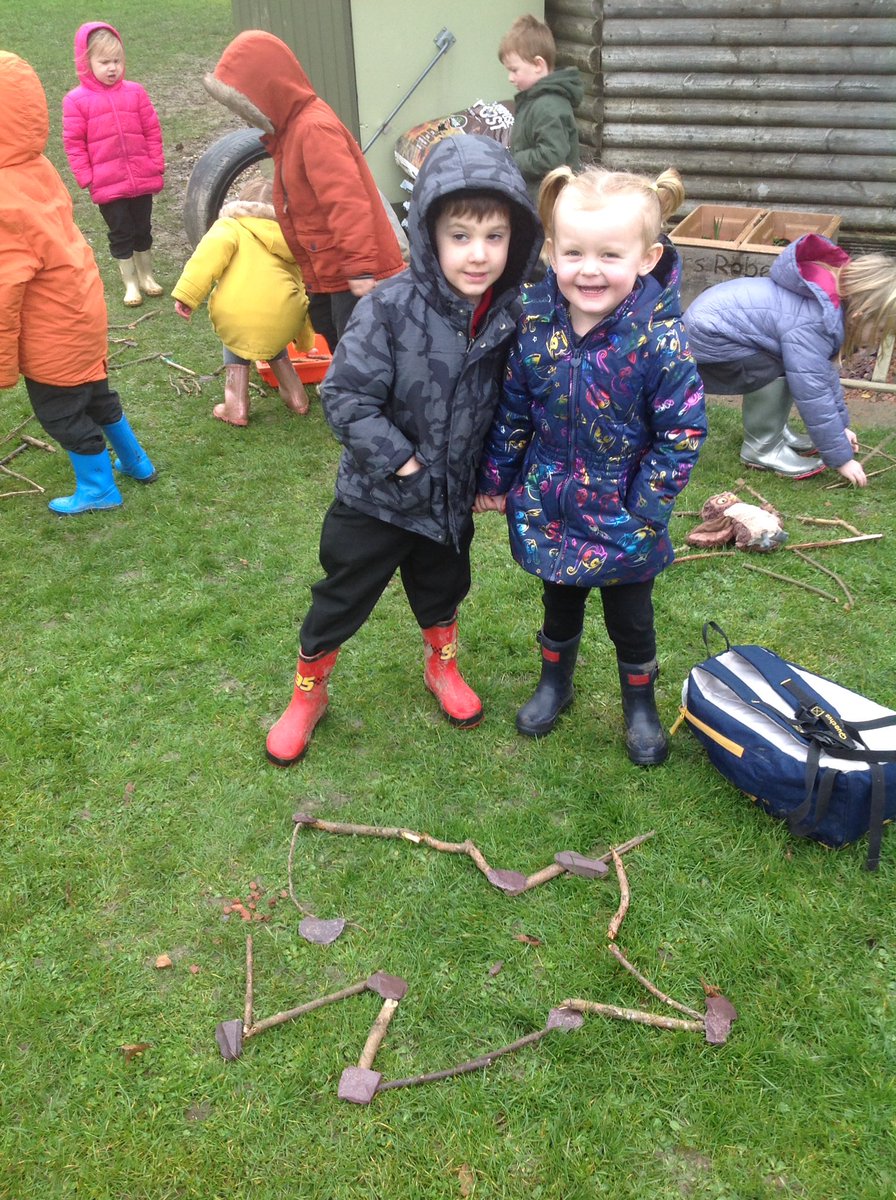 HForestschools's tweet photo. @EYFSHeath Reception Bears and Lions have enjoyed making stars in partners using sticks and stones, relating to their classroom topic; What happens when you fall asleep? #SticksAndStones #TwinkleTwinkleLittleStar #ForestSchoolLearning #EYFSLoosePartsPlay https://t.co/AhOmlZWZfc