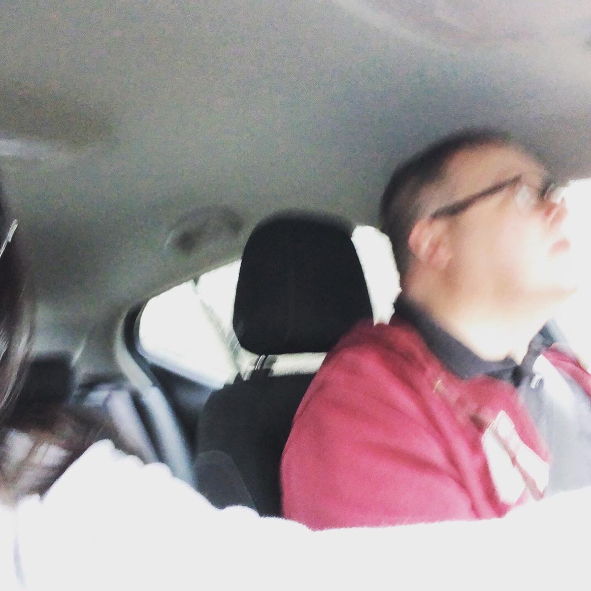 A sight you don’t see very often Stephen Cooper concentrating 🤣😂😅 We are off on our travels to bring some new goodies into Daisy Chain 🌼🌼🌼🎁🎁 The team will look after you whilst we are away for a few days buying ❤️ #birminghamwearecomingtogetyou #tradeshow #gifts #business