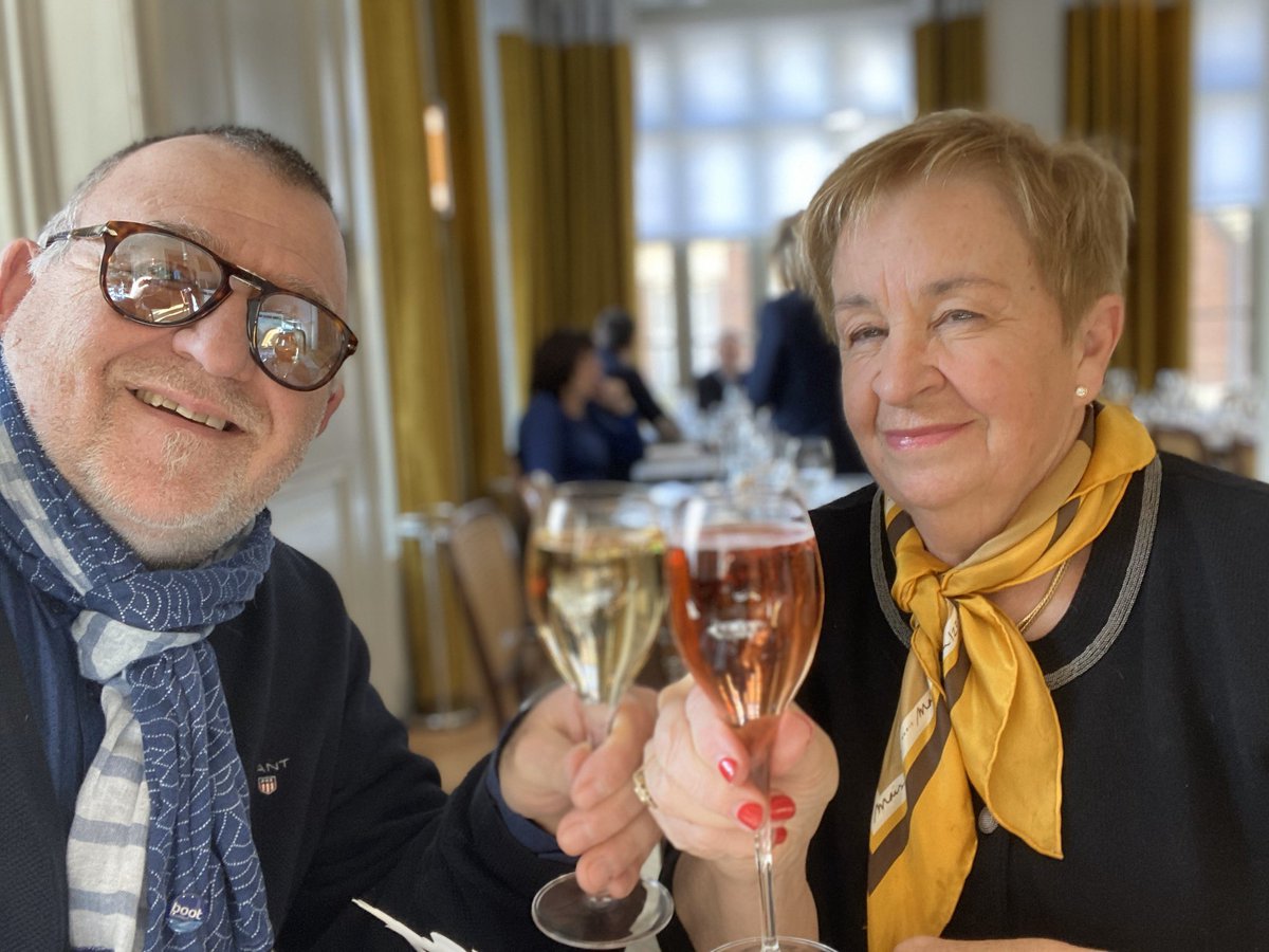 Lancement officiel #120ans #SOV 🔴⚪️🏉 déjà +500 joueurs dans nos listes #AppelAuxAnciens #Anecdotes #Photos #Archives #Maillots #Archives ❤️⚪️❤️⚪️ #Semaine120ans du 21 au 27 sept 2020 #AnneeOlympique 😜🏉🔴⚪️