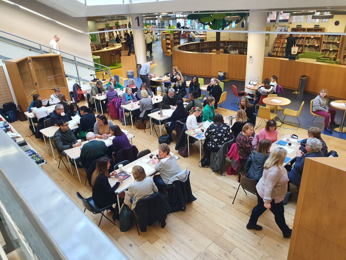 Hill_libraries's tweet photo. Our read-dating in full swing with a host of amazing authors pitching their books!
Lots of people looking for their perfect book match - it's so difficult to choose! ^L
#Readdating
#Libraries
#books 
@AwaisKhanAuthor https://t.co/bUiW2E4fZs