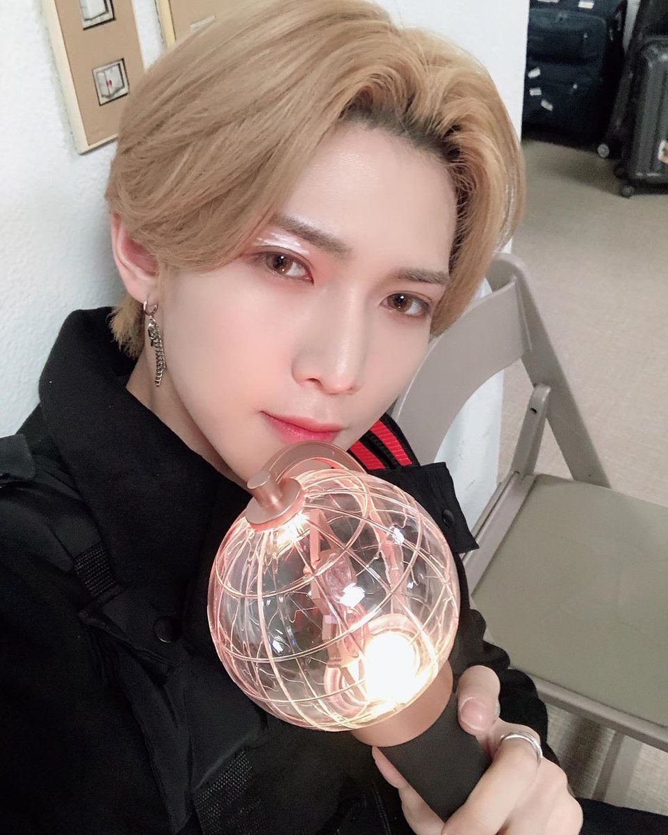 I’d say God Bless you, but it looks like he already did. #YEOSANG  #여상  #ATEEZ    #이에티즈  @ATEEZofficial