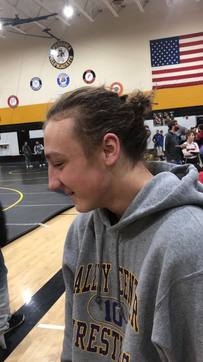 Xander doesn’t want to lose his hair yet. This boy bout to have a good day. <a href="/VCHSWrestling/">Hornet Wrestling</a> <a href="/vccoachcraig/">Joey Craig</a>