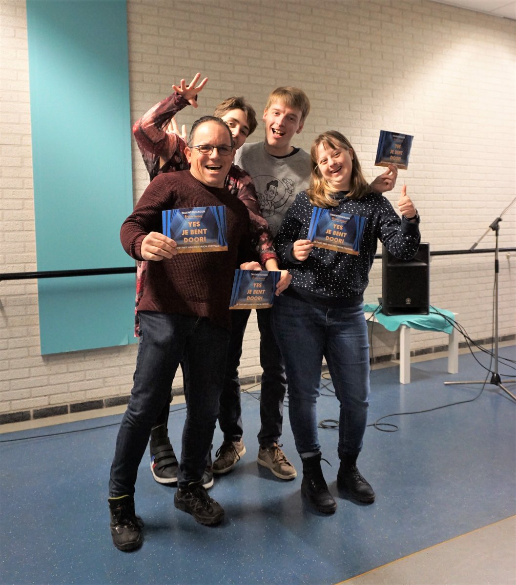 frionfestival's tweet photo. Nu de laatste talentendag -dit keer bij De Slinger in Steenwijk- erop zit, kunnen we de balans opmaken: we hebben het hoogste aantal deelnemers ooit. Dat wordt 17 mei een bomvol en gevarieerd programma!🎤 https://t.co/EmU7wn6K5z