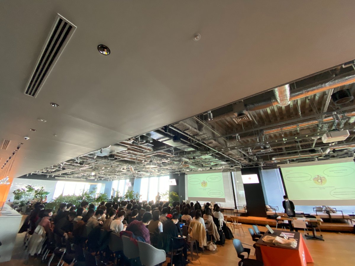 kzm_tgc's tweet photo. ReDesigner MeetUp、無事終了しましたー!
本当に個人的なことで申し訳ないのですが、僕はこういう仕事がしたくてReDesigner for Studentにジョインしたのです。大げさに聞こえるかもしれませんが、もう皆さんと未来をアップデートし始めている感じがしました。ぼくももっとがんばりますね💪 https://t.co/YGuA5ZH2EL