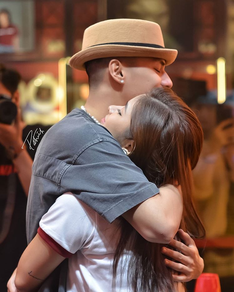 JLGofficial_'s tweet photo. matapos ang mahaba at nakakapagod ngunit sulit na araw.. these two 🥺 https://t.co/NiKGoX8b7B
