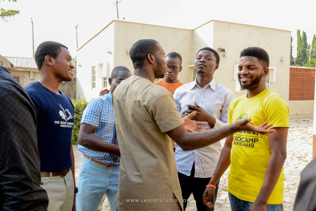 kwarabuild's tweet image. The theme for the day, Start-up Build Day - Preparing for investment, was critically discussed using real life examples. 

As earlier said, the event was proudly hosted by KwaraBuild in collaboration with MalHub. 

Entrepreneurship is getting better!

#StartupBuild #kwarabuild