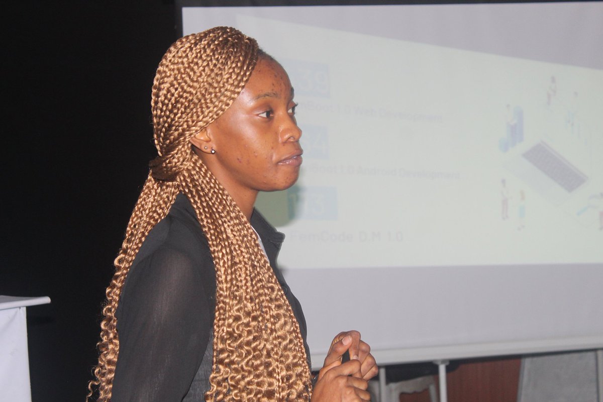 FemcodeA's tweet photo. First key note speaker @jj_shula
Thanks for inspiring women to take up career paths
#FemCodeAfrica
#CareerPath2020
@rad5academy
@FemcodeA
@rad5techhub https://t.co/fvtp64sKoE