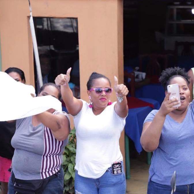 jb2728's tweet photo. El próximo Presidente de la República Dominicana @luisabinader comienza hoy su recorrido en las calles de Las Terrenas por las provincias de Samaná y María Trinidad Sánchez en apoyo a nuestros candidatos municipales.¡Contentos por el Cambio que viene para el nordeste! #ElCambioVa https://t.co/e0M9teVrCu