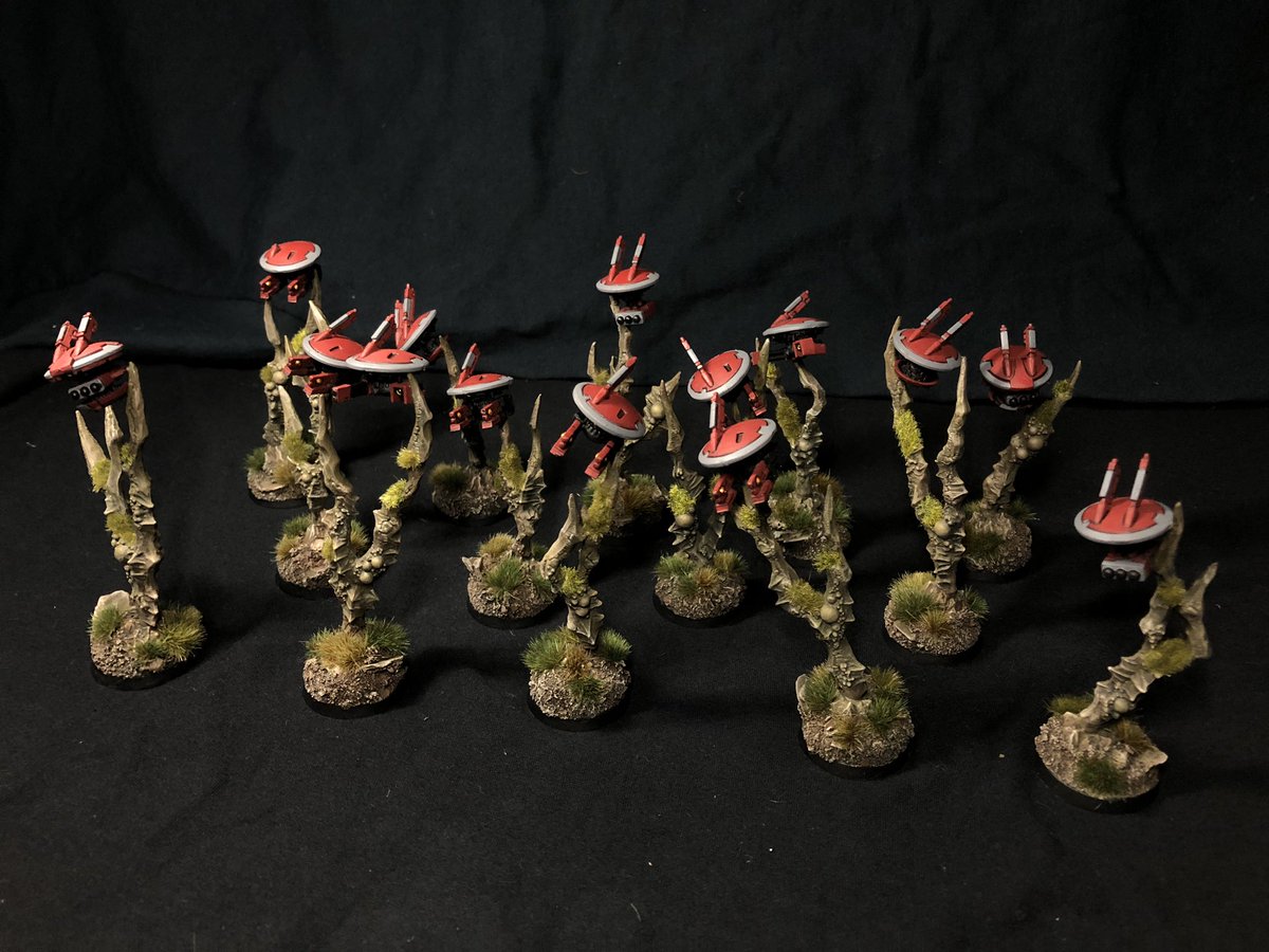 the_black_sun's tweet photo. Thinking of selling my T’au (“The Eight” plus their Drones). Anyone out here interested before I look at eBay etc? Drop me a DM if so. Please RT to help this reach more 40K people. Thanks 😊 https://t.co/tbOnE6eoQv