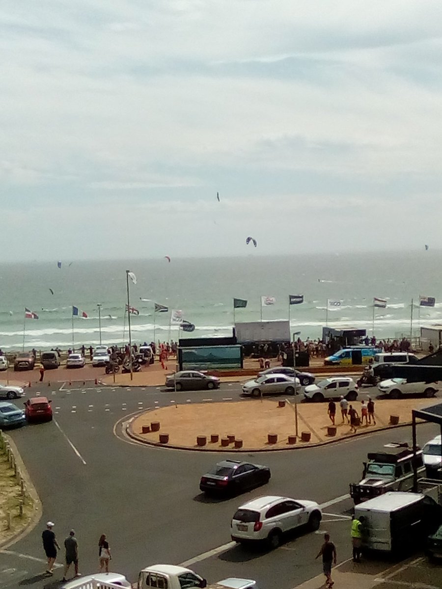 vansandrej's tweet photo. From my balcony https://t.co/84UiUVn3KR
