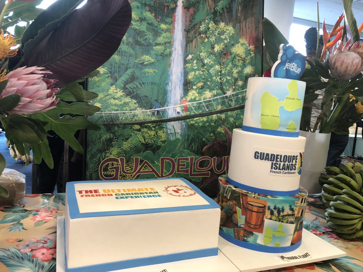 CRGuadeloupe's tweet photo. 🎉Inauguration du vol @JetBlue entre New-York et Pointe-à-Pitre! Cette première rotation arrivera à l'aéroport Pôle Caraïbes à 13h15 🛬

➡ Infos: https://t.co/yuKFe2hSMF

#JetBluePTP #JetBlue #Tourisme #NewYork #Guadeloupe #Guadeloupeislands https://t.co/ovRioLoWps