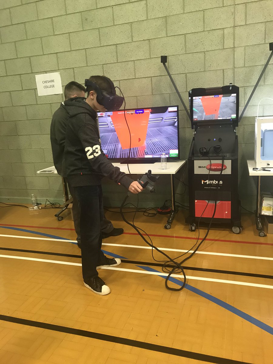 BentleyCareers's tweet photo. Attendees at our Open Day are enjoying experiencing the SimSpray Paint training equipment. Thanks to @CheshireCollSW for the support! https://t.co/D364FcdWjI