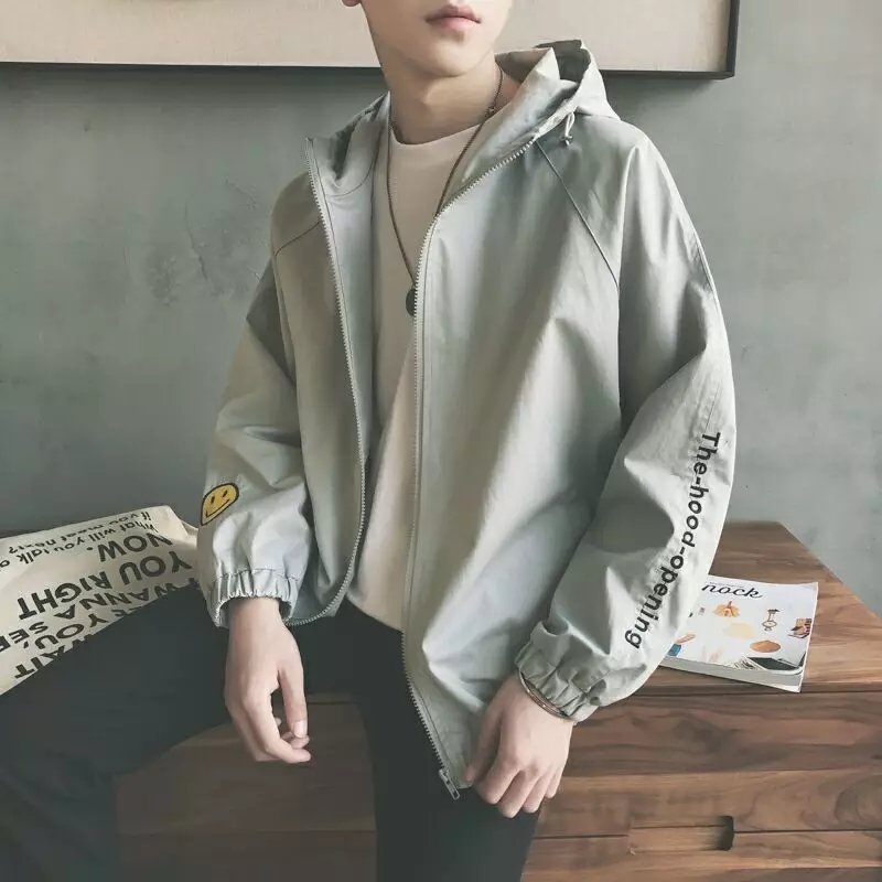 byebeanz's tweet photo. qual desses seria mais provavel que o @nickmara usasse? https://t.co/g1Ly382Vef