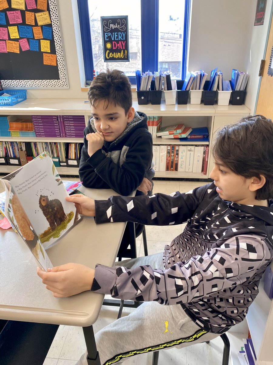 ryenot23's tweet photo. We took turns reading to our 5th grade buddies! #readwithexpression https://t.co/bgYAuBv8rC