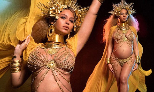 AaronRFernandes's tweet photo. PERFORMING WHILE PREGNANT: Beyonce Shows Off Baby Bump During Grammys Performance 2017 https://t.co/ayXcYJ5rpo #Beyonce #BeyoncePerformance #Grammys2017 https://t.co/fhFP9fgfMf
